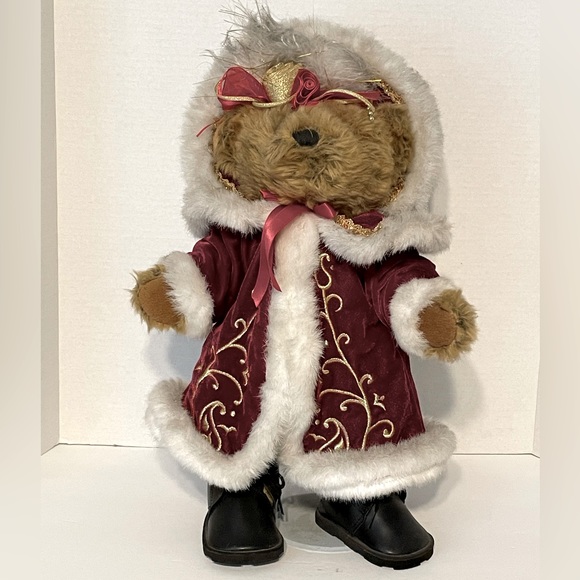 Vintage Dan Dee Collector’s Choice Holiday Bear Red.  16.5” Tall on Stand. - Picture 3 of 12